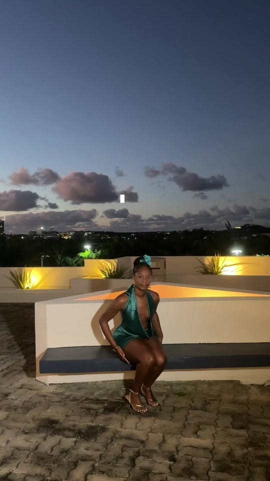 Post 6 by Mita- the Solo Traveler 🌺 on TikTok (video)