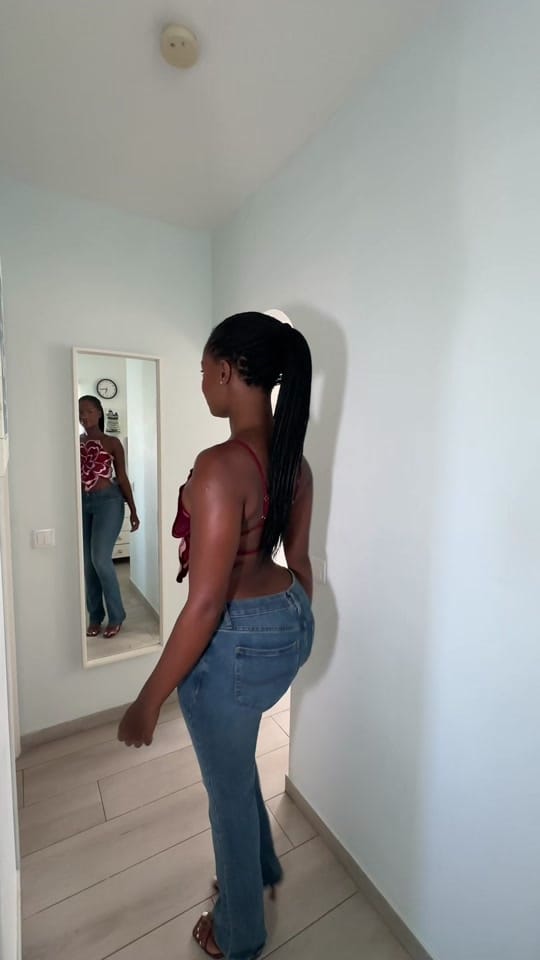 Post 5 by Mita- the Solo Traveler 🌺 on TikTok (video)