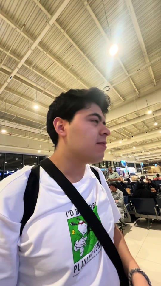 Post 4 by Aleeyleoo on TikTok (video)