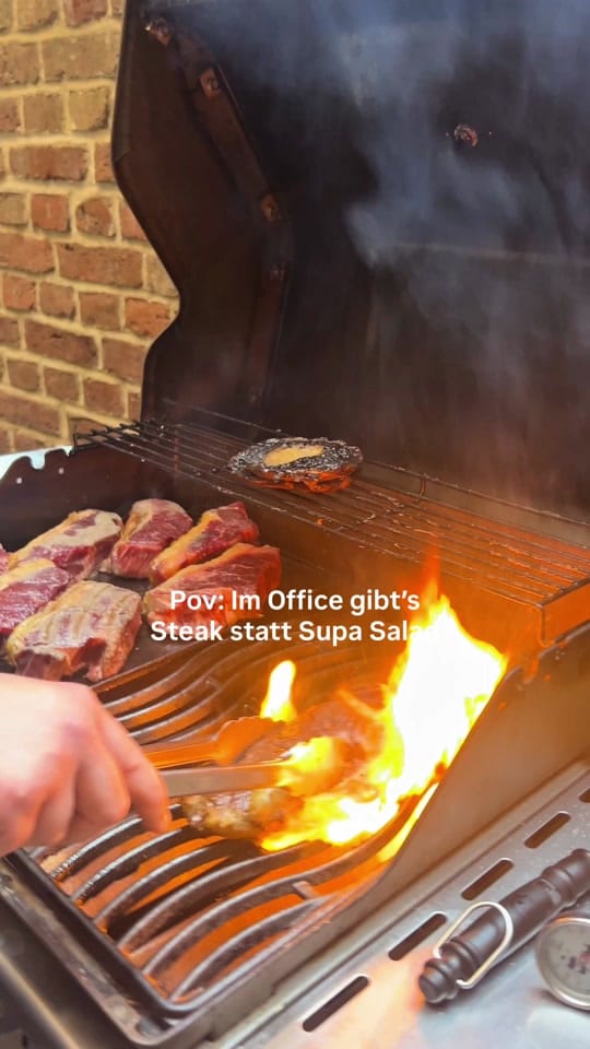Post 10 by Leoncooks_ on TikTok (video)