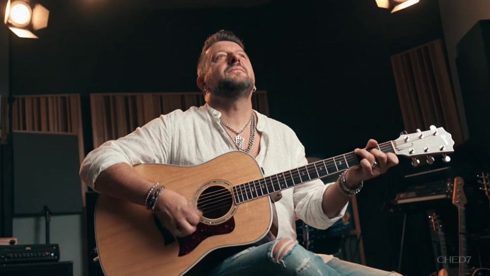 Post 6 by PIGUR on TikTok (video)