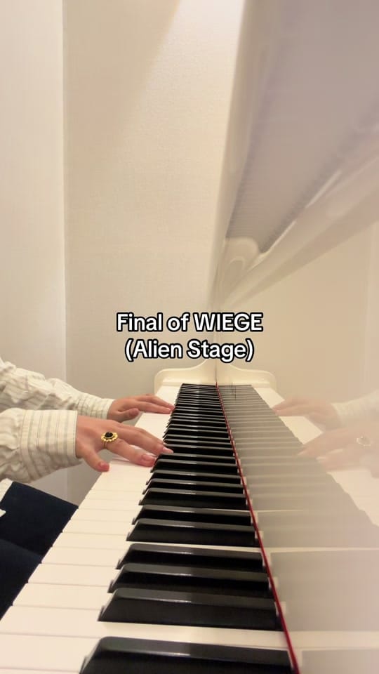 Post 3 by Tess Elyon on TikTok (video)