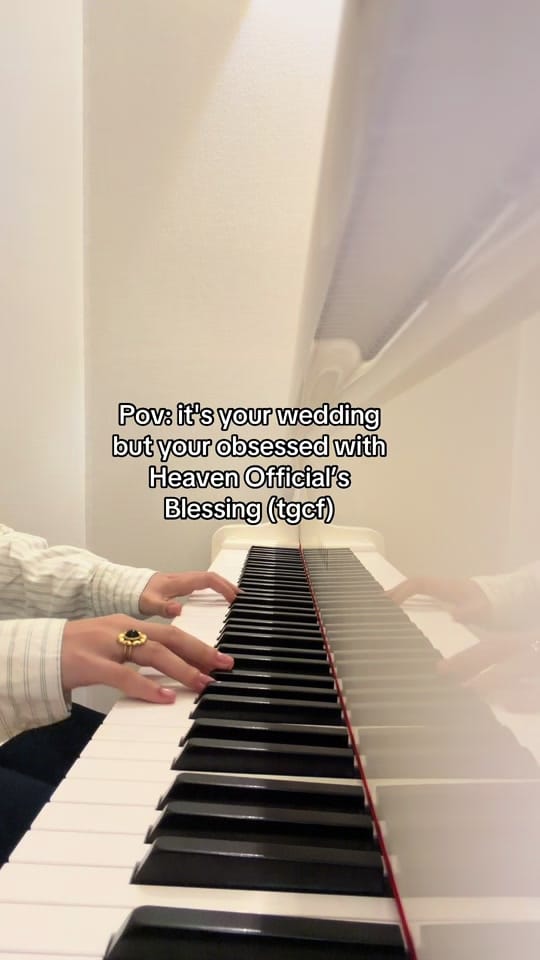 Post 6 by Tess Elyon on TikTok (video)