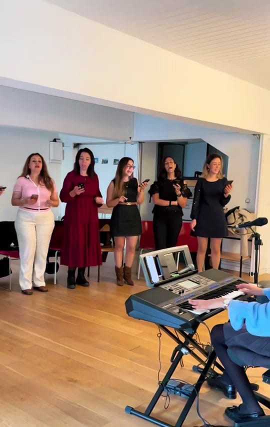 Post 7 by maestroazza on TikTok (video)