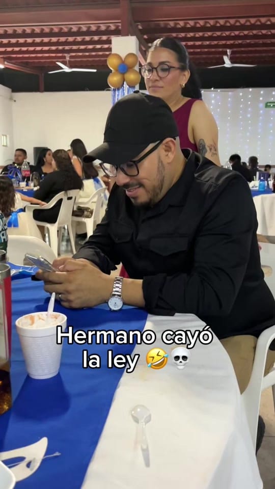 Post 10 by Joel de los memes on TikTok (video)