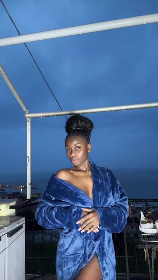 Post 1 by Delicia on TikTok (video)