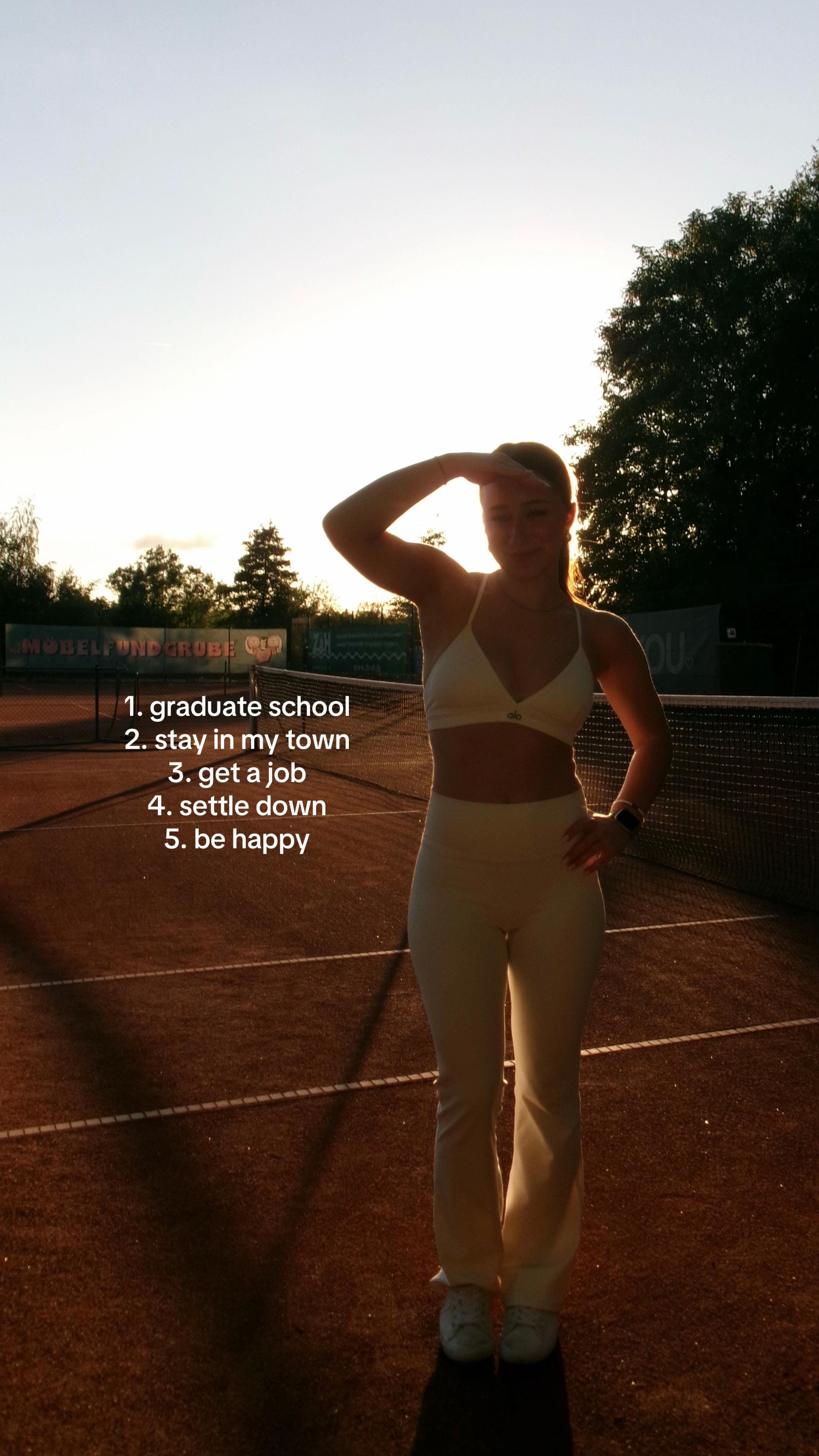 Post 3 by LEONIE NINK💐 on TikTok (video)