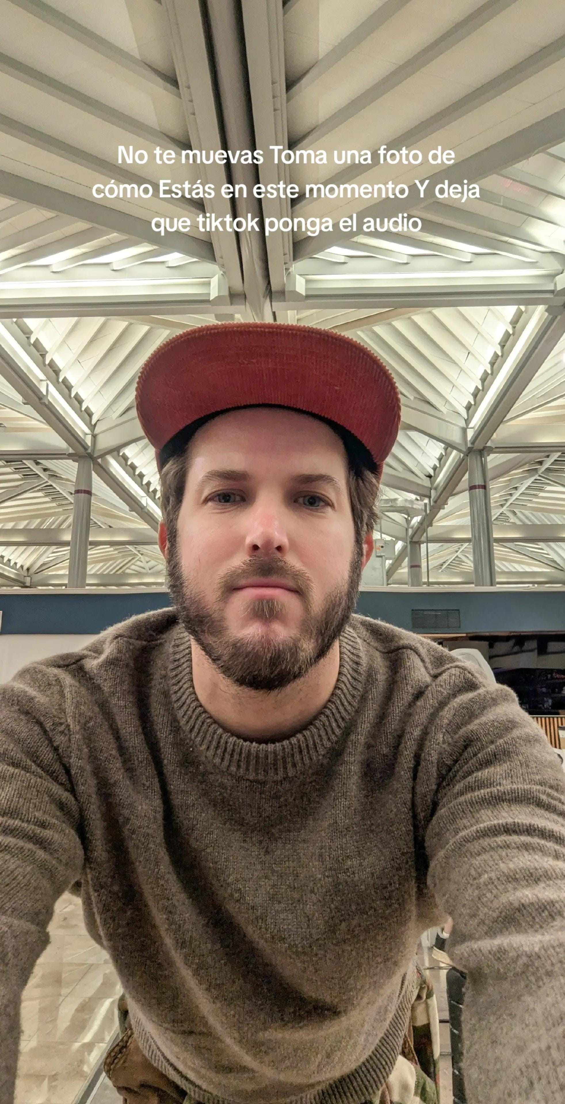 Post 5 by Jorge Soto on TikTok (video)