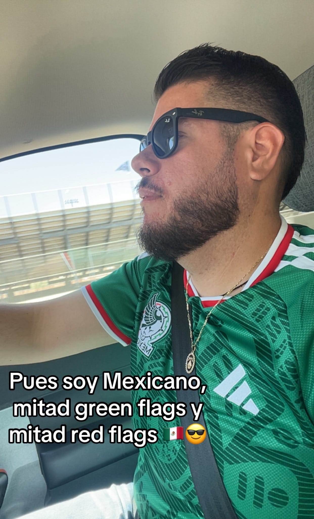 Post 1 by Javier on TikTok (video)