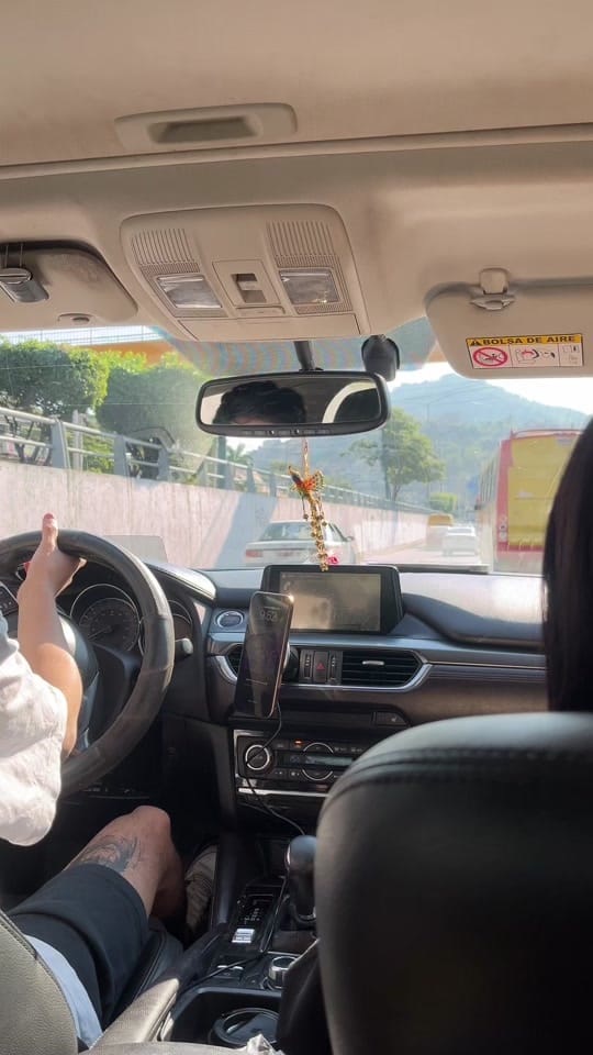 Post 10 by djtatia_ on TikTok (video)