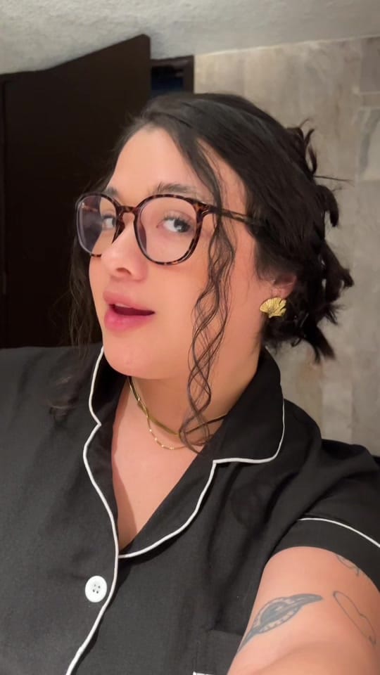 Post 9 by djtatia_ on TikTok (video)