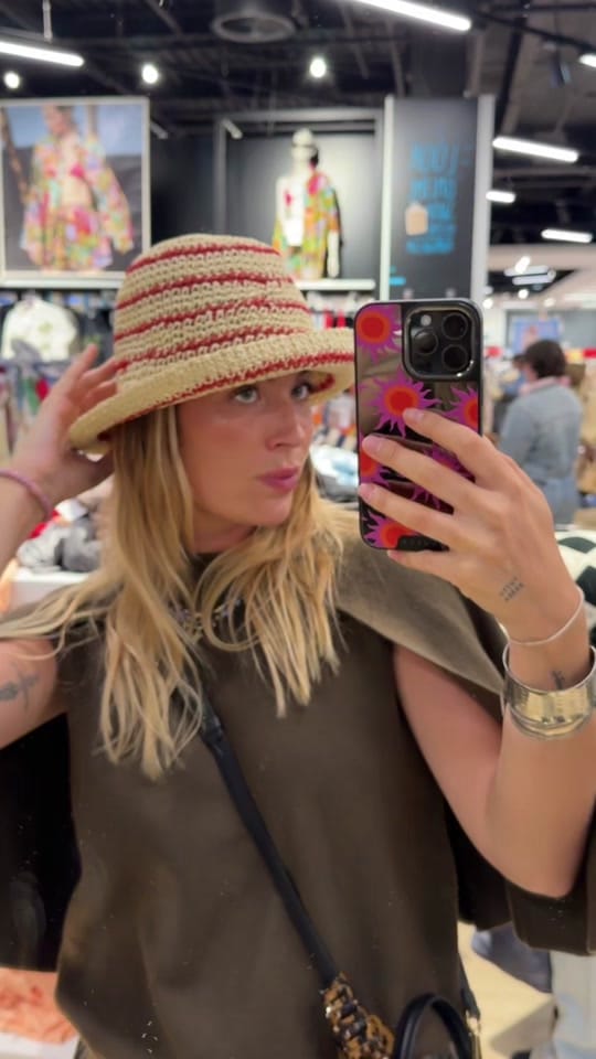 Post 2 by Salomé ✶⋆.𖦹 on TikTok (video)