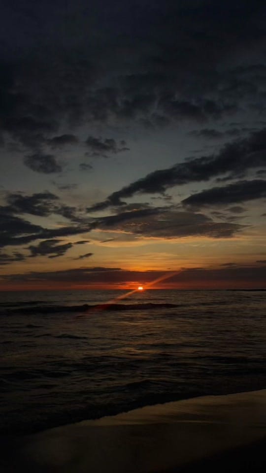 Post 2 by Mαelys on TikTok (video)