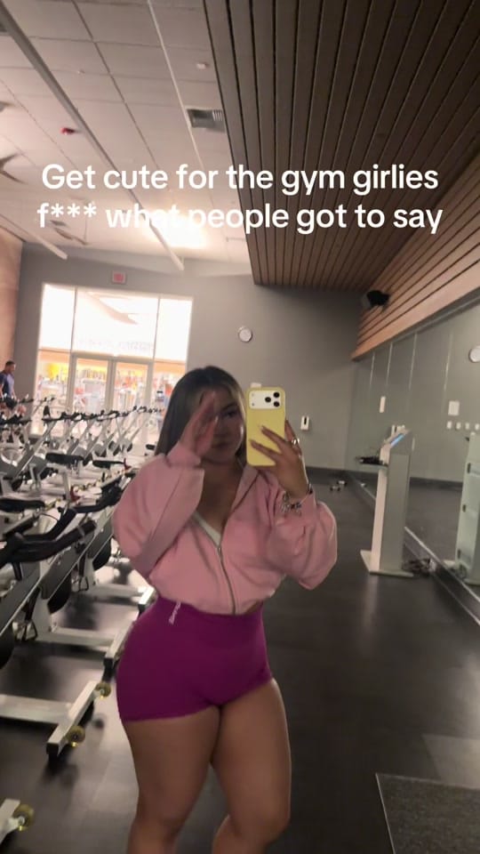 Post 6 by Ellie ♡ on TikTok (video)