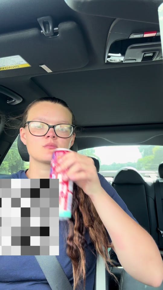Post 6 by bekkerz🤍 on TikTok (video)