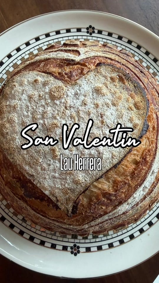 Post 2 by Lau Herrera on TikTok (video)