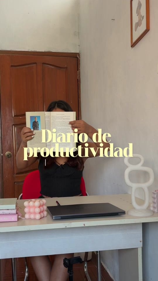 Post 3 by Nataly Cr on TikTok (video)