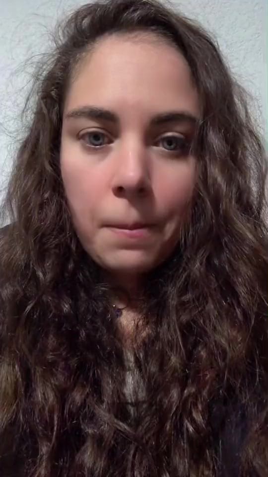 Post 9 by Adriana Castillo ( Adrix) on TikTok (video)