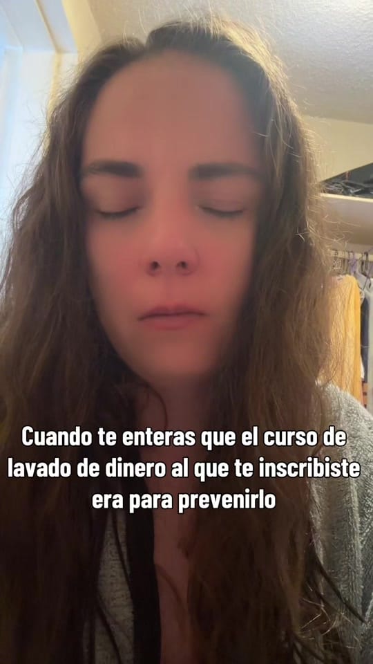 Post 4 by Adriana Castillo ( Adrix) on TikTok (video)