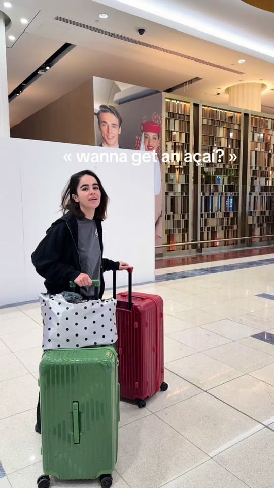 Post 3 by Nouaama Laaroussine on TikTok (video)
