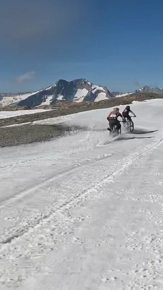 Post 6 by Adrien Loron on TikTok (video)