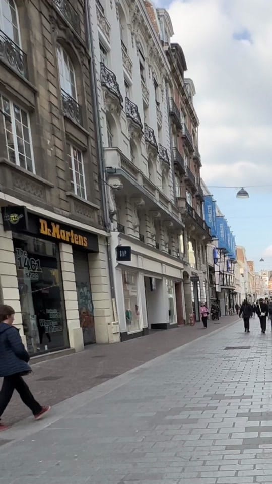 Post 5 by Loicn.photo on TikTok (video)