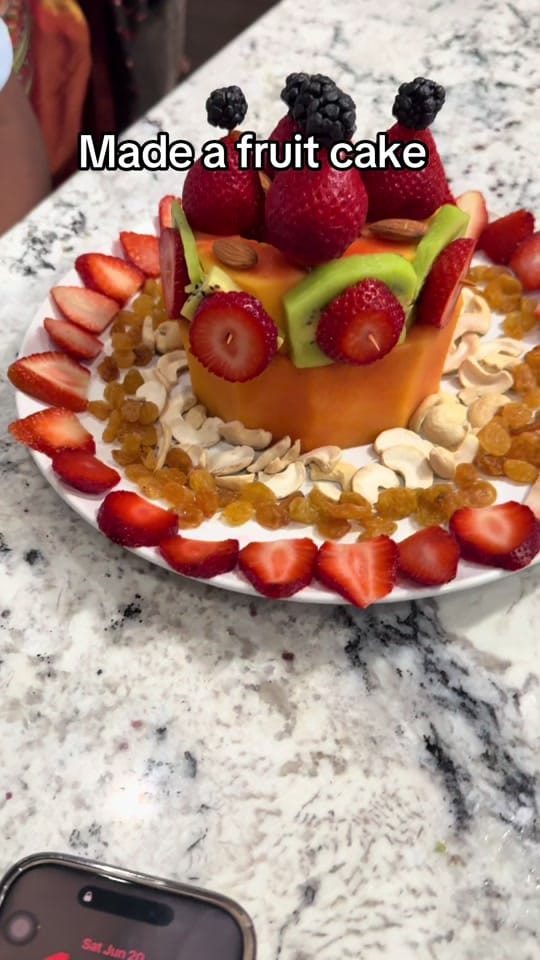 Post 2 by TheHersheyBar on TikTok (video)