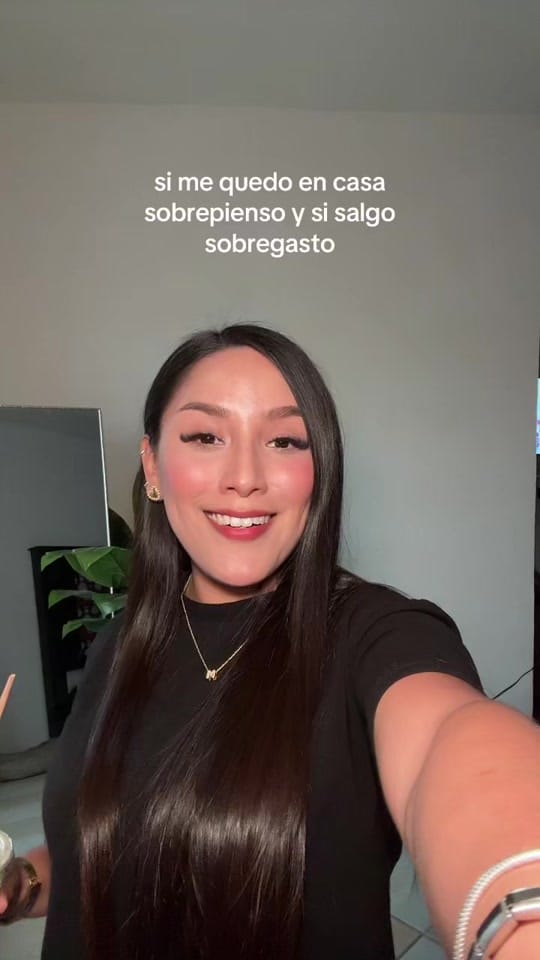 Post 6 by Alejandra Cruz on TikTok (video)