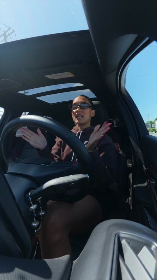 Post 2 by Sofia Gutierrez on TikTok (video)