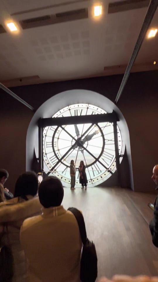Post 10 by Bax.Paris.Photographer on TikTok (video)