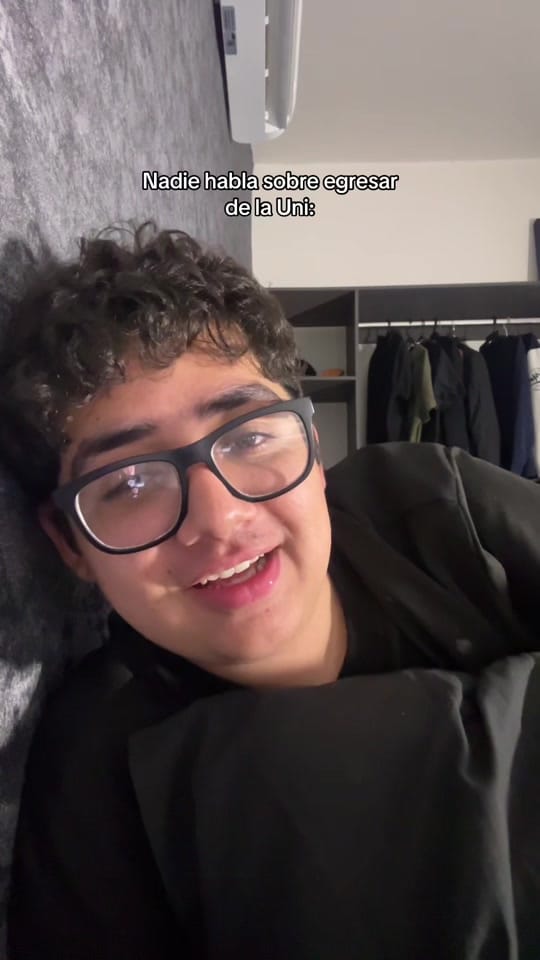 Post 4 by Sebastian ZB on TikTok (video)