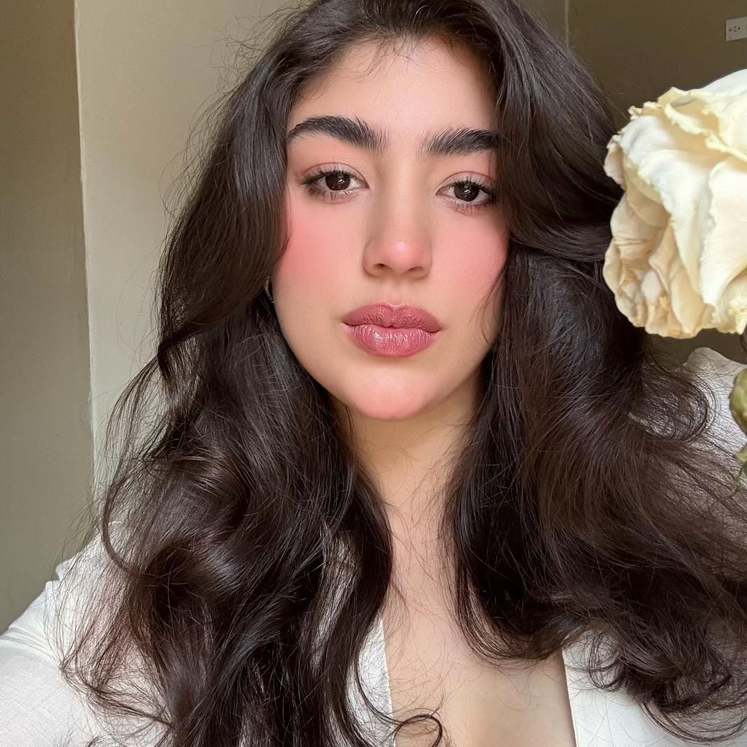 Post 5 by Gabriela Valentina on TikTok (video)