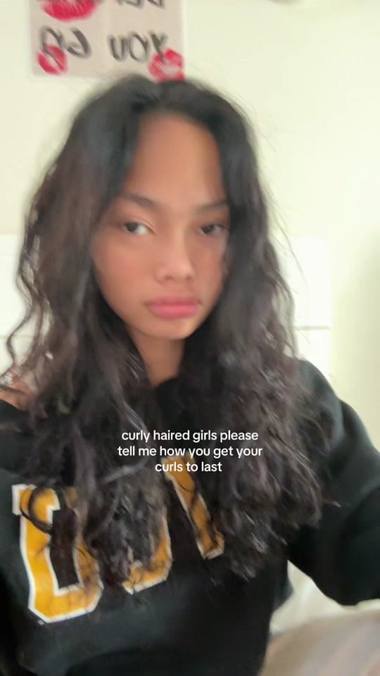 Post 5 by Paris Holmes on TikTok (video)