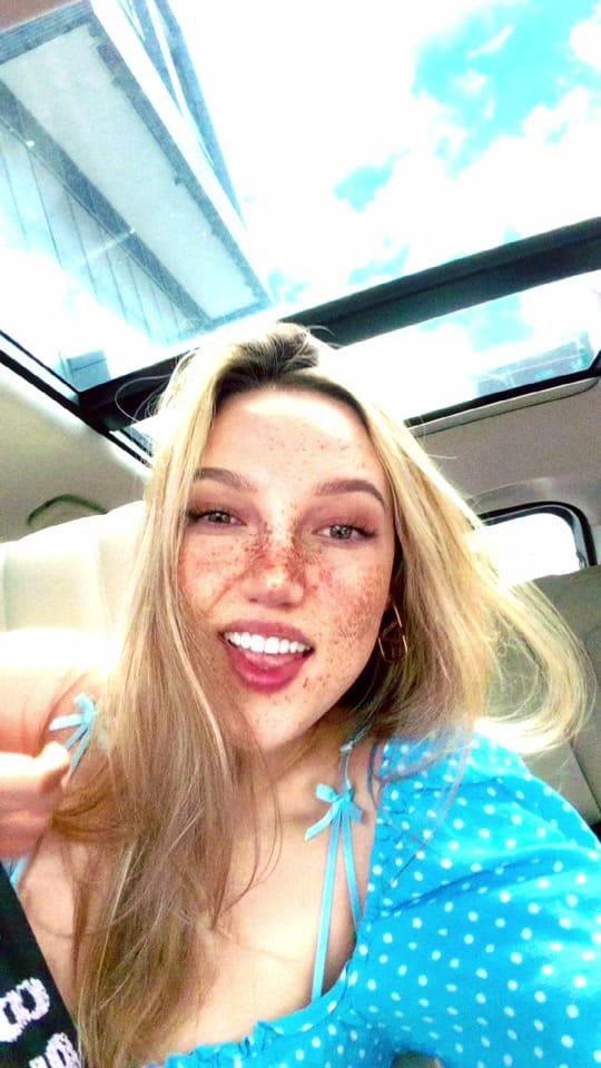 Post 3 by eleonorastyle_ on TikTok (video)
