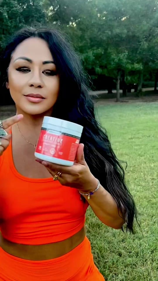 Post 6 by Yenis Monterrey on TikTok (video)