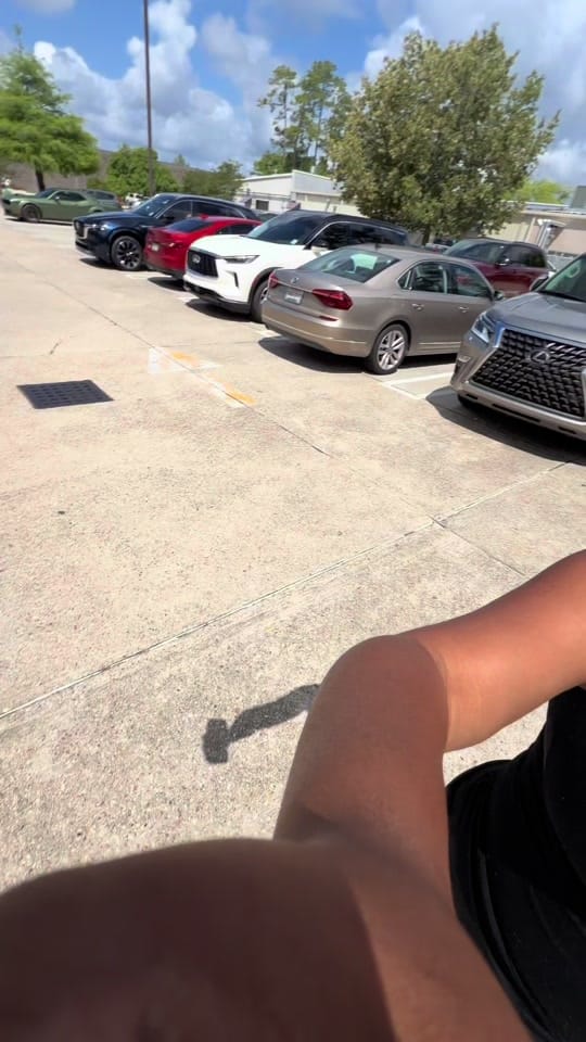 Post 5 by iamvicky.leon on TikTok (video)