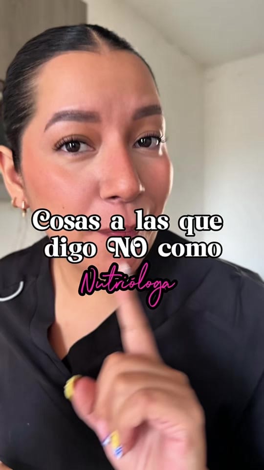 Post 7 by Nutrióloga Liz Romero on TikTok (video)
