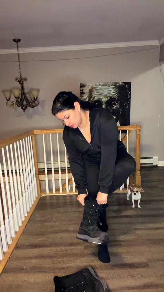 Post 9 by Leonelys Moore ✨ on TikTok (video)