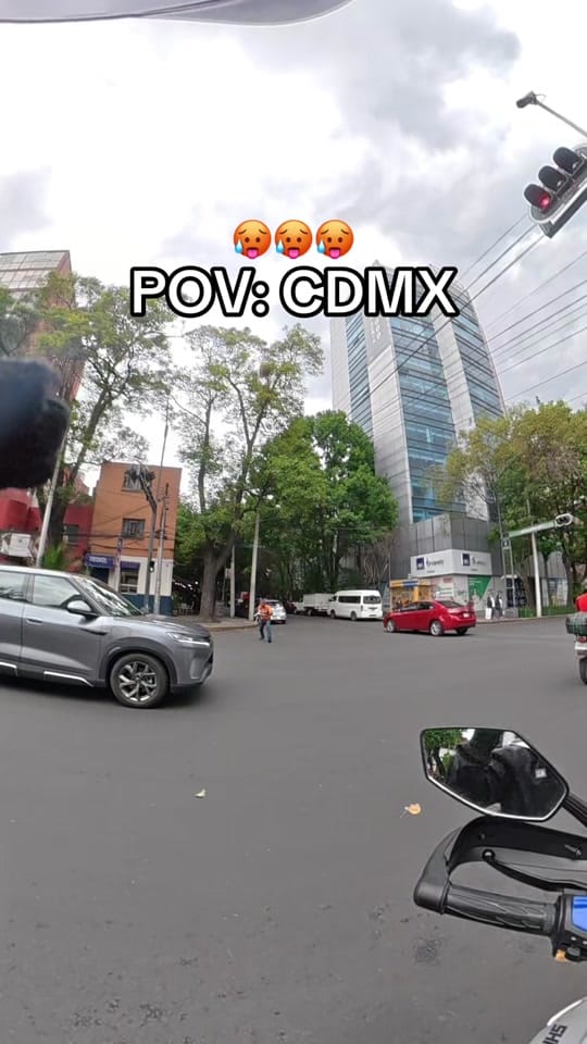 Post 2 by KevvsVLOG on TikTok (video)