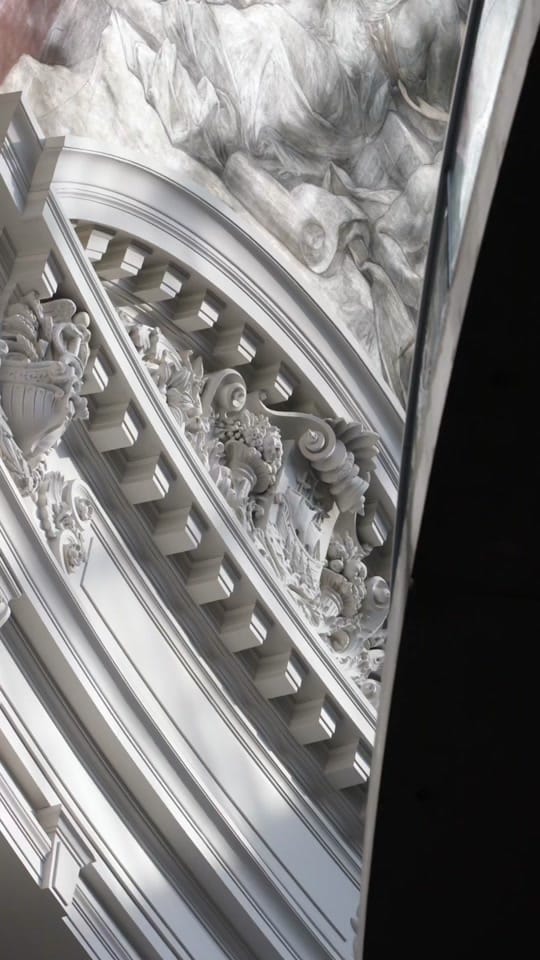 Post 3 by Matteo Merea | Paris on TikTok (video)