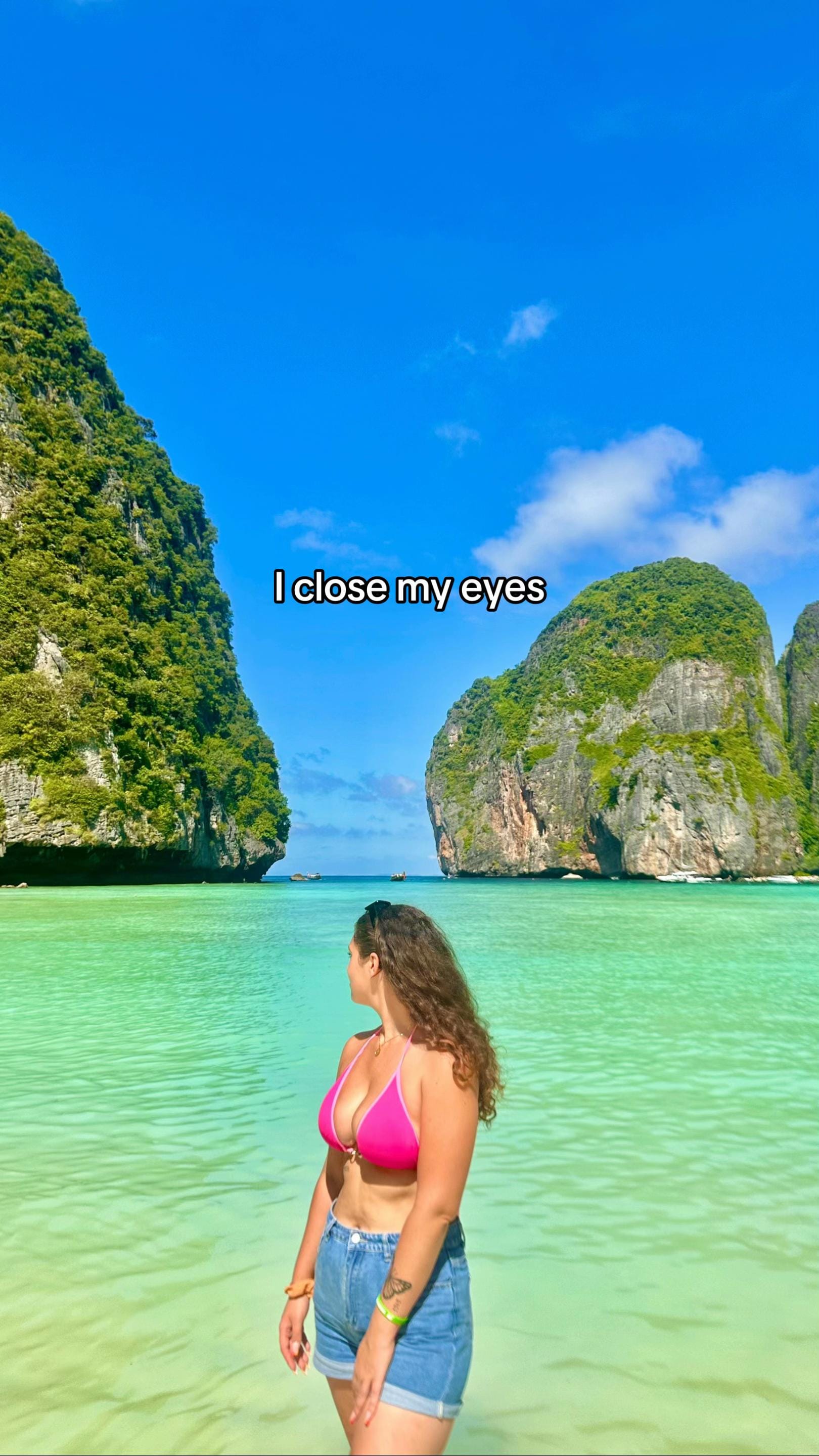 Post 7 by Mallau | TRAVEL 🌺🥭✨ on TikTok (video)