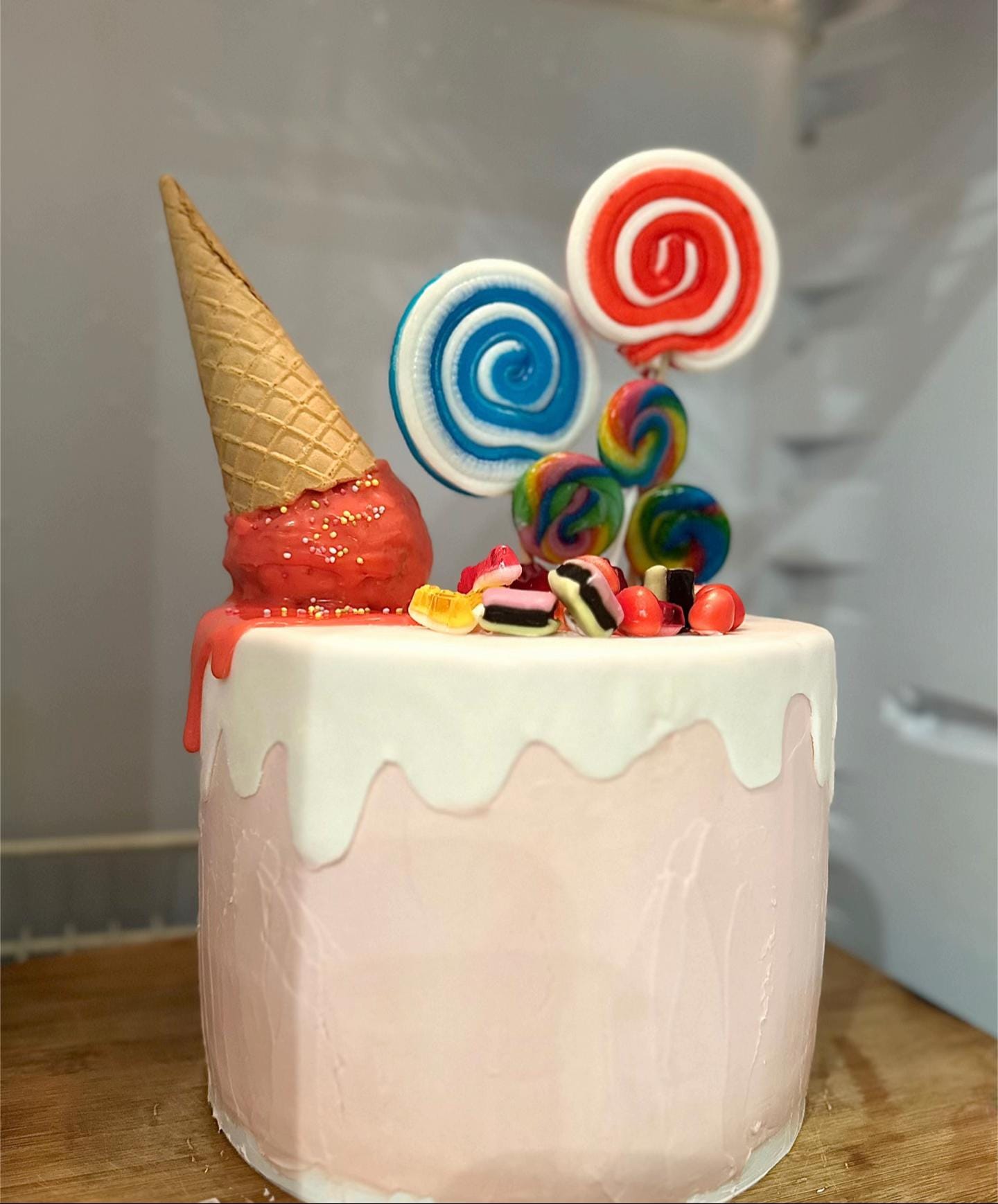 Post 5 by Bake n’ Cook on TikTok (video)