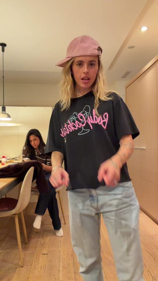 Post 5 by gigi :) on TikTok (video)