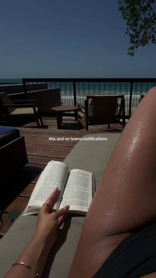 Post 6 by LÉA J. on TikTok (video)