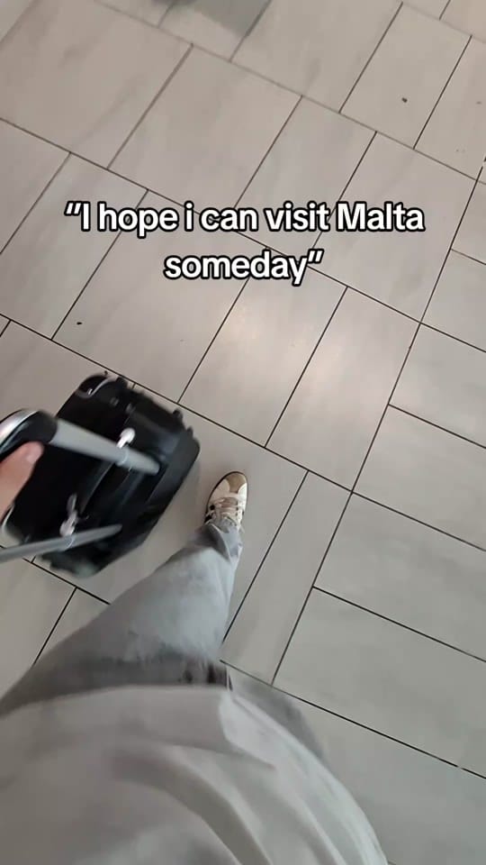 Post 5 by Manu on TikTok (video)