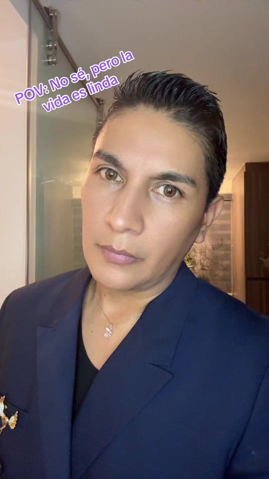 Post 4 by Ever Alvarez on TikTok (video)