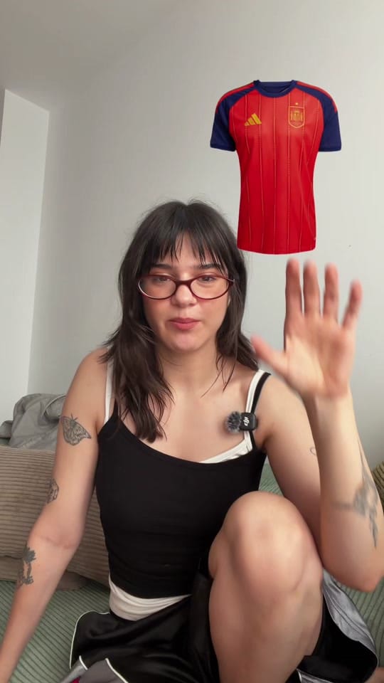 Post 5 by DEYAIVU on TikTok (video)
