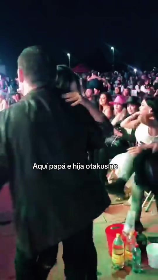Post 3 by Nicky Chavez on TikTok (video)