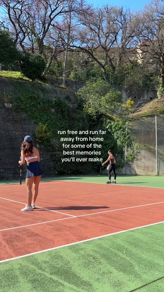 Post 1 by JO ⭐️ on TikTok (video)
