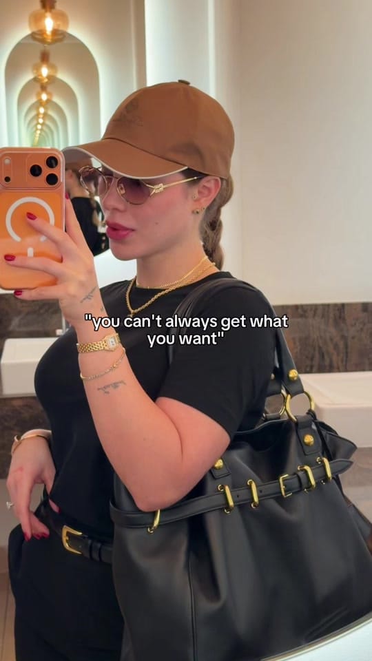Post 3 by Marianab.rios98 on TikTok (video)